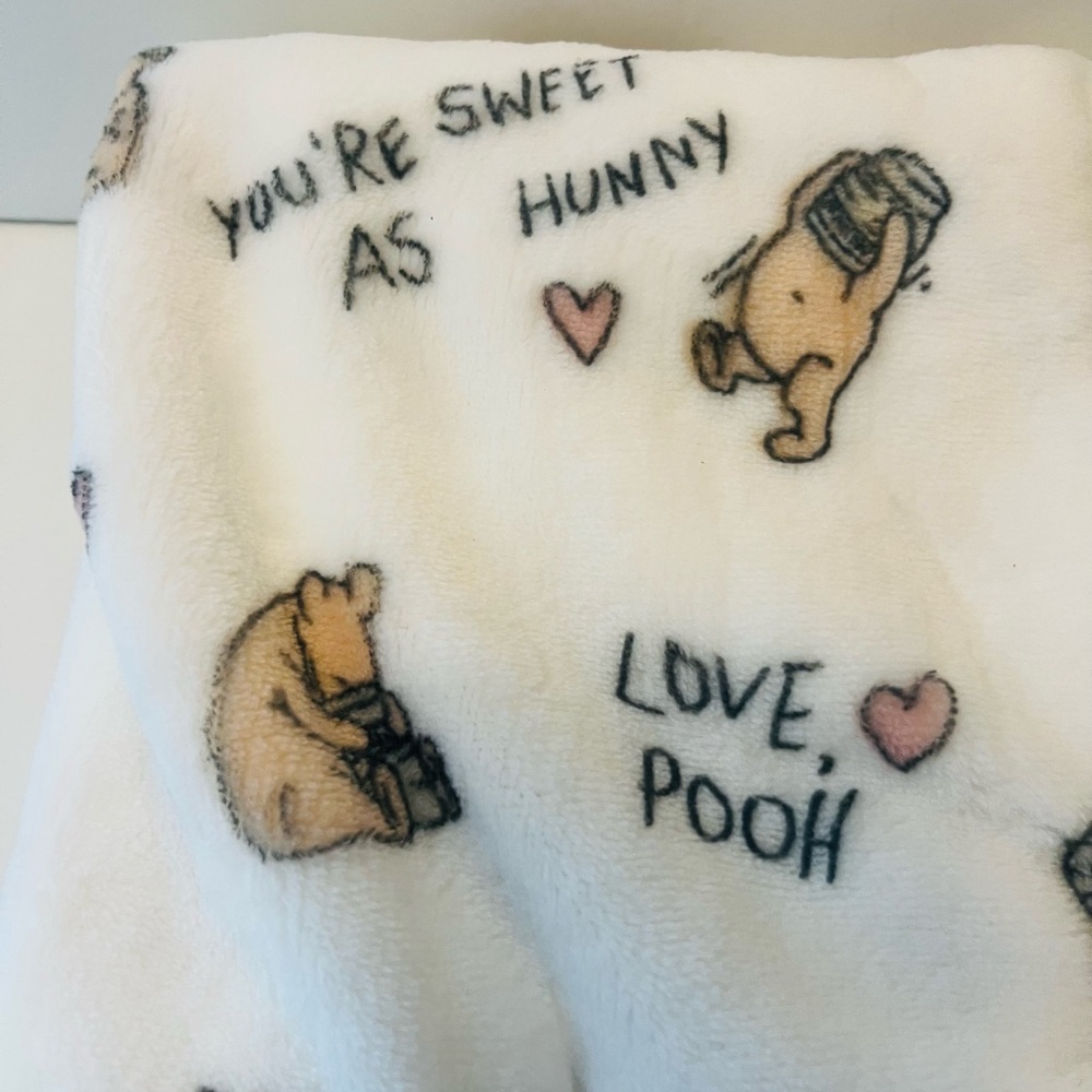 Winnie the Pooh Bear Collection Pooh Baby Blanket Love You're Sweet as Hunny - Picture 9 of 12